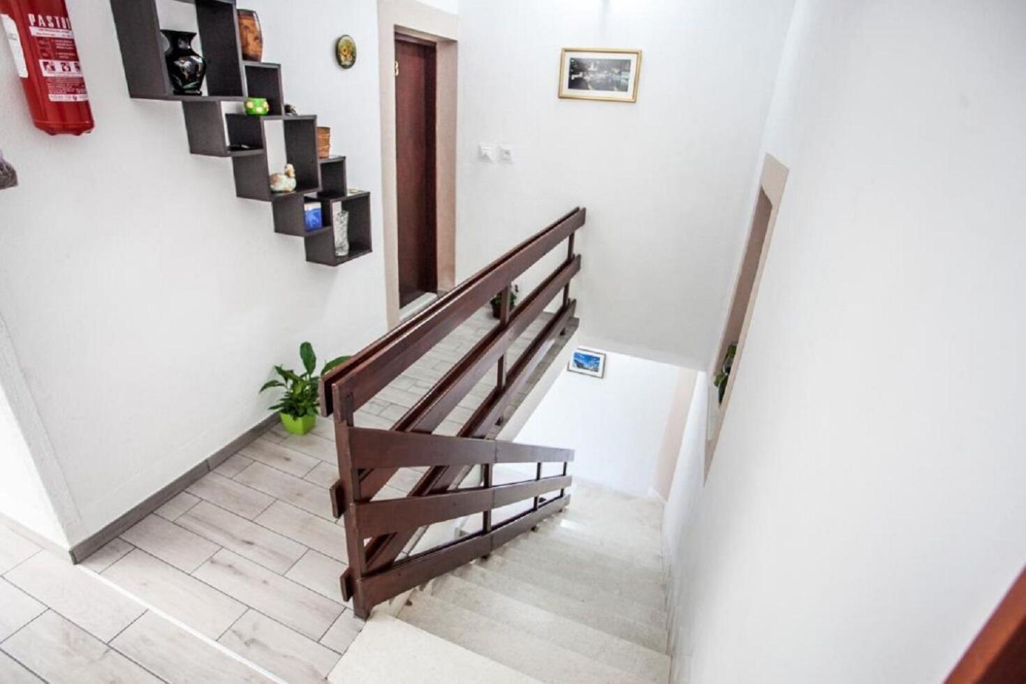 Apartments Verica - 15 M From Beach クリロ エクステリア 写真