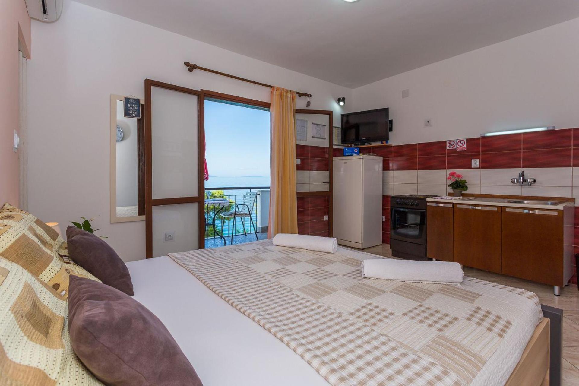Apartments Verica - 15 M From Beach クリロ エクステリア 写真