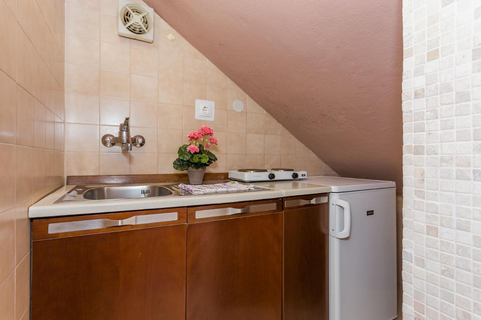 Apartments Verica - 15 M From Beach クリロ エクステリア 写真