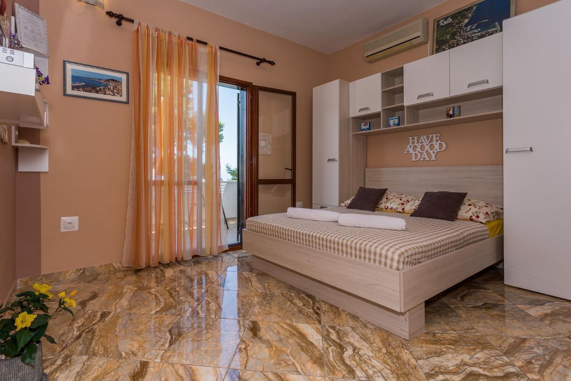 Apartments Verica - 15 M From Beach クリロ エクステリア 写真